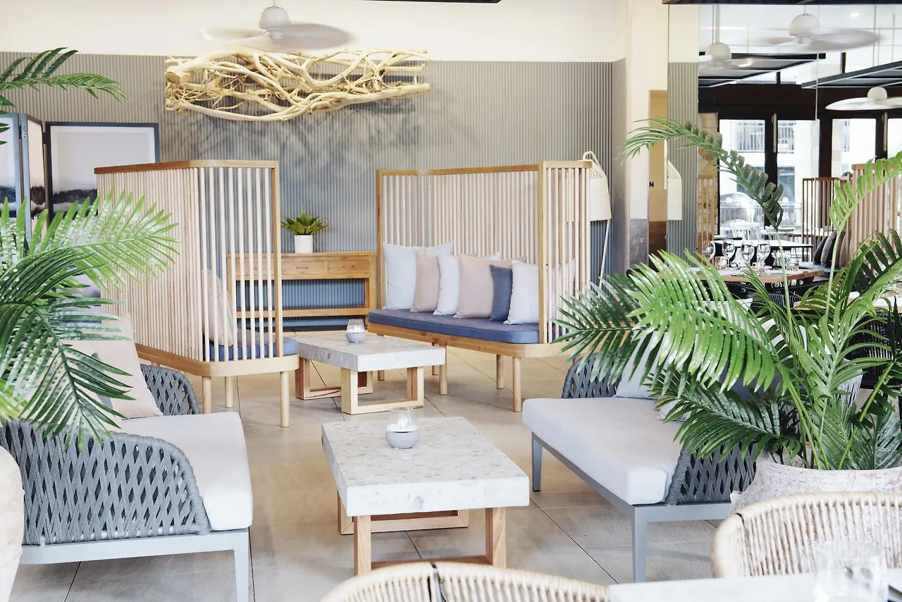 Pullman Port Douglas Sea Temple Resort And Spa 5*,